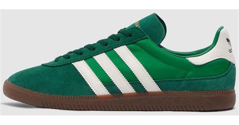 adidas originals universal